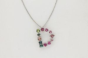 Pingente Letras Personalizadas com Turmalina em ouro 18K