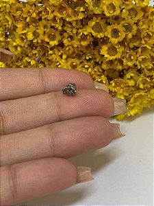 Labret abelha titânio 8mm