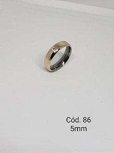 lisa em ouro 18k c/ base em aço cranfrada c/ pedra 5mm - reta