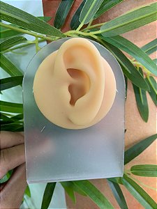 expositor de silicone orelha esquerda