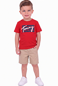 Conjunto Infantil Tommy Hilfiger Camiseta Vermelha e Bermuda Caqui