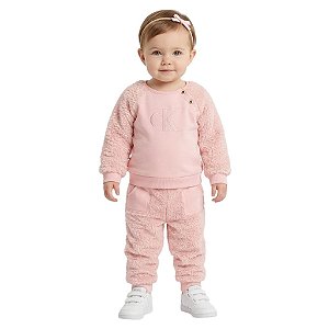 Conjunto Bebê Calvin Klein – Moletom e Sherpa Rosa