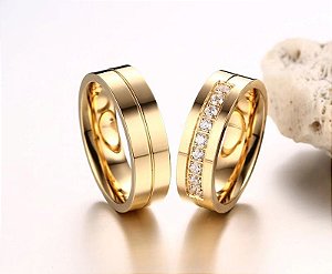 Par Alianças 6mm em Aço Banhado Ouro 18k E Zirconia