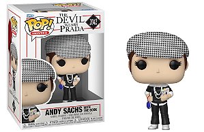 Andy Sachs with the Book 2042 Pop Funko Diabo Veste Prada