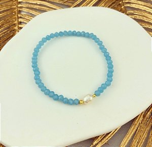 Pulseira Cristais Azul Céu com Pérola de Água Doce Dourado