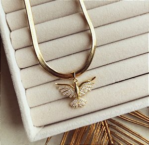 Corrente Fita Thassia com Espírito Santo de Zircônias Diamond Dourado