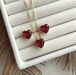 Conjunto Coração Cristal Rubi Dourado