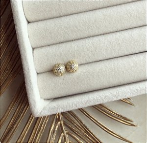 Brinco Redondinho Cravejado de Mil Zircônias Diamond Dourado