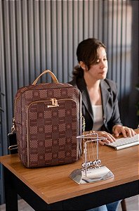 Mochila Chenson Original - Notebook - Elemento Gráfico - Café - Chenson 8485090