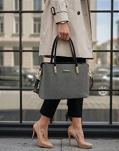 Bolsa Média - Classico Chic - Alça de Ombro - Chenson 3485633 - Preto