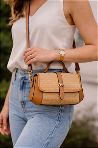 Bolsa Pequena - Elegância - Alça Transversal - Chenson 3485666 - Marrom