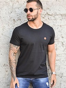 Camiseta Preta Bordado Longline