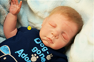 Bebê Reborn Menino Kyle 55 Cm Olhos Fechados Detalhes Reais Lindíssimo Acompanha Enxoval E Chupeta