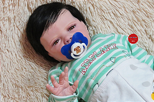 Bebê Reborn Menino Articcus 49 Cm Olhos Abertos Corpo Vinil Siliconado Detalhes Reais Super Promoção