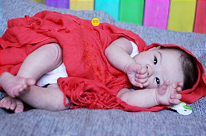 Bebê Reborn Menina Jialli 48 Cm Olhos Abertos Oriental Detalhes Reais Acompanha Acessórios E Enxoval