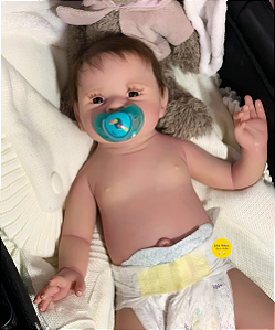 Bebê Reborn Menino Silicone Sólido 50 Cm Olhos Abertos Com Chupeta Detalhes De Um Bebê De Verdade