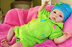 Boneca Bebê Reborn Menina Shyann 43 Cm Olhos Abertos Bebê Realista Recém Nascida Encantadora