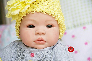 Boneca Bebê Reborn Menina Shyann 43 Cm Olhos Abertos Bebê Realista Recém Nascida Encantadora
