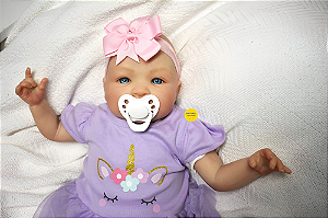 Boneca Bebê Reborn Menina Shyann 43 Cm Olhos Abertos Acompanha Enxoval E Chupeta Oferta