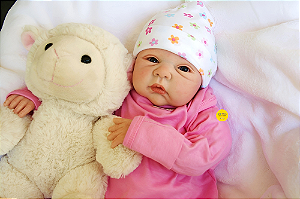 Bebê Reborn Menina Saskia Bochechuda 52 Cm Olhos Abertos Linda Princesa Parece De Verdade
