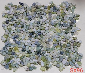 Mosaico Seixo SX96 Pedra Verde Pequeno Fosco 30,5x30,5cm Glass Mosaic