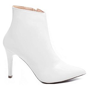 Bota Feminina Branca Cano Médio Bico Fino 50BE