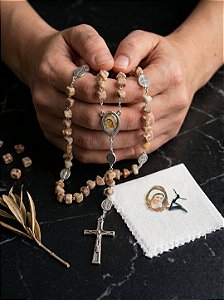 Terço de Pedras da Colina da Aparições de Medjugorje - Levado para Aparição Anual em 18/03/2026