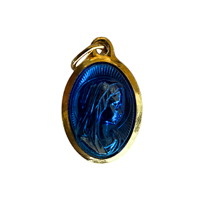Medalha Oval: Nossa Senhora de Lourdes com Água da gruta de Lourdes (Dourada)