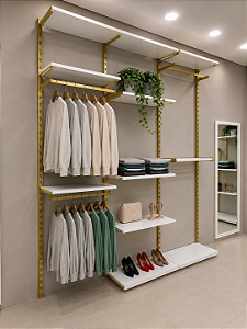 Conjunto Estilo Estante Cremalheira Completa Para Loja ou Closet 2,00 M de Altura x 3,00 M de Largura - Orçamento para novos tamanhos: Whats - (11) 99761-2721. Transforme já o Visual de Sua Loja!