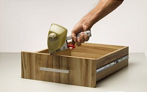 Pistola Coladeira portátil para topos de MDF e similares