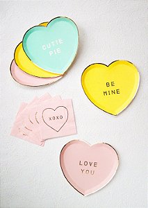KIT DE PRATOS E GUARDANAPOS HEART CANDY HARLOW & GREY