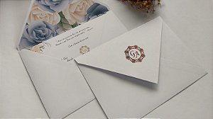 Convite Casamento Branco Fosco com BRASÃO Metalizado no envelope