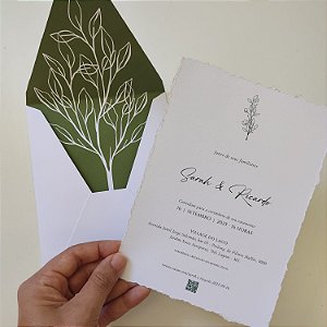Convite Casamento Branco Vertical Forrado e borda rasgada