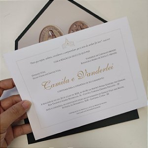 Convite Casamento Verde Escuro forrado Medalha Milagrosa