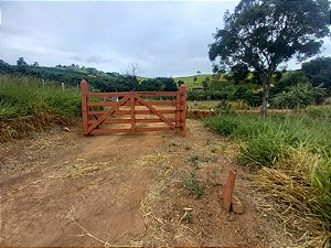 SÍTIO COM 3 ALQUEIRES EM OURO FINO, MINAS GERAIS, ESTUDA PERMUTA POR CASA