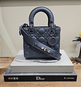Christian Dior - Lady Dior em Pele de bezerro Cannage Ultramatte Preta