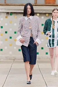 Chanel - Bermuda marinho / Cruise 2026