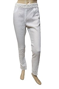 Chanel - Calça Linho Off White com Detalhe em Renda