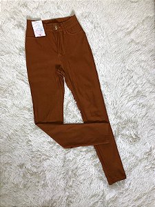 Calça em Sarja Fina com Elastano - TAM - M