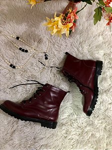 Coturno na Cor Vinho - TAM - 37