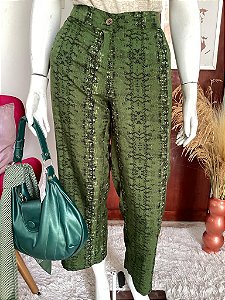 Calça Verde Estampada com Ziper 38