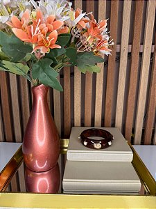 Bracelete Tartaruga com Pérolas e Concha Dourada – Sofisticação com Toque Clássico