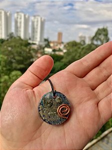 Pingente Orgonite da prosperidade com pirita