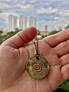 Orgonite pingente citrino - Felicidade, vitalidade e crescimento pessoal