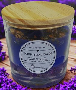 Vela Orgônica de Espiritualidade Cristais e Ervas – Ametista, Alfazema e Jasmim – 8x8cm