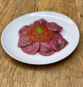 Raviolone vermelho com recheio de gorgonzola e pêra - 350g