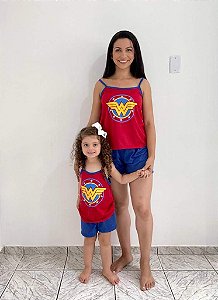 Kit Pijama Verão Mãe e Filha Alça Mulher Maravilha