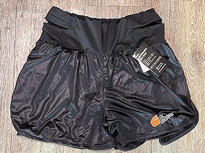 Shorts com bolso canguru na cintura e bermuda antiatrito - feminino