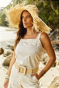 REGATA LINHO FOLHAS BORDADAS