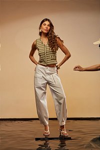 CALÇA BARREL BOLSOS AMPLOS
